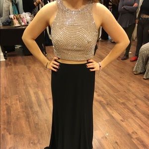 Cachet Brand Connected 2 piece prom dress